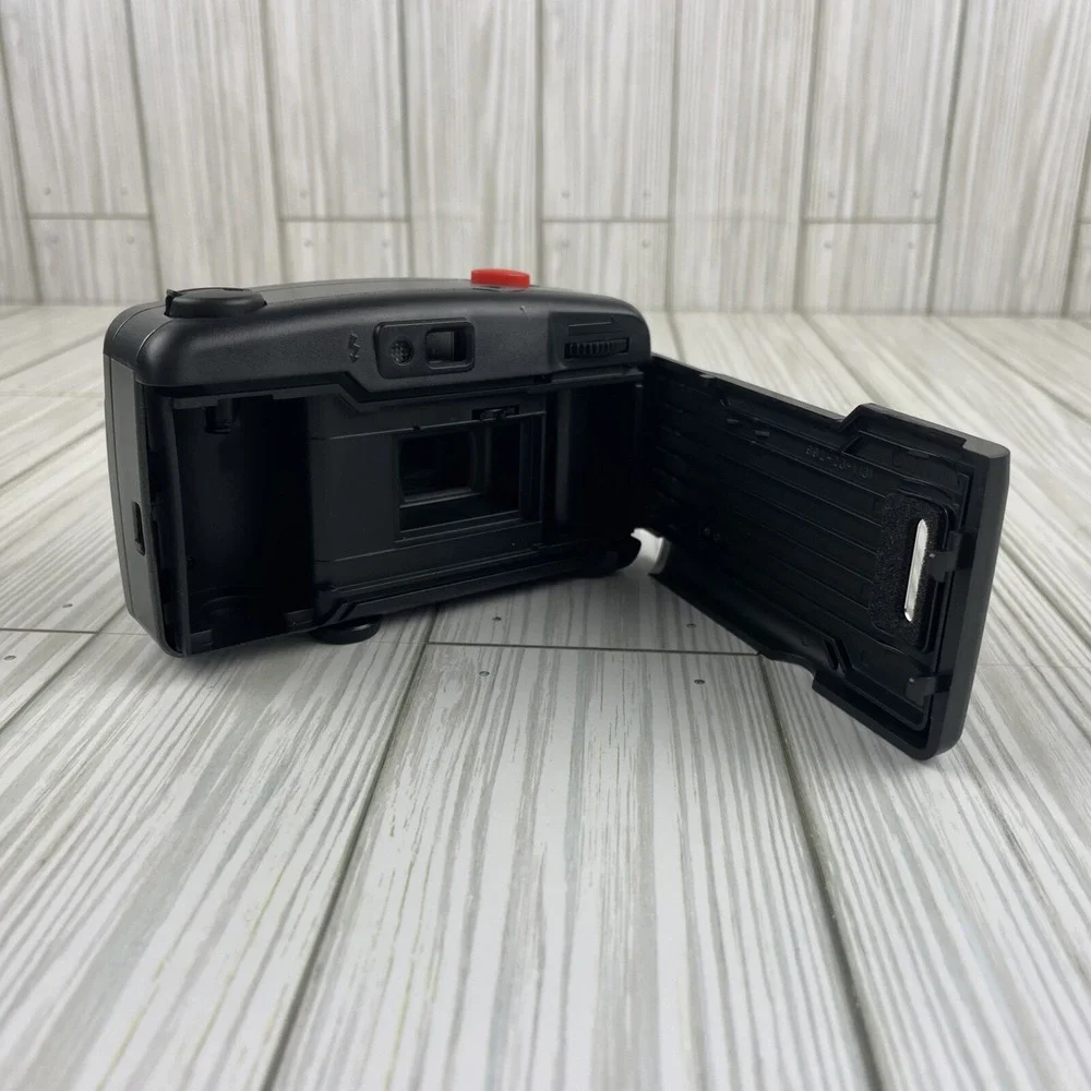 Snap Sights Underwater 35mm Film Camera Waterproof to 100 Feet Reusable w/Flash‎